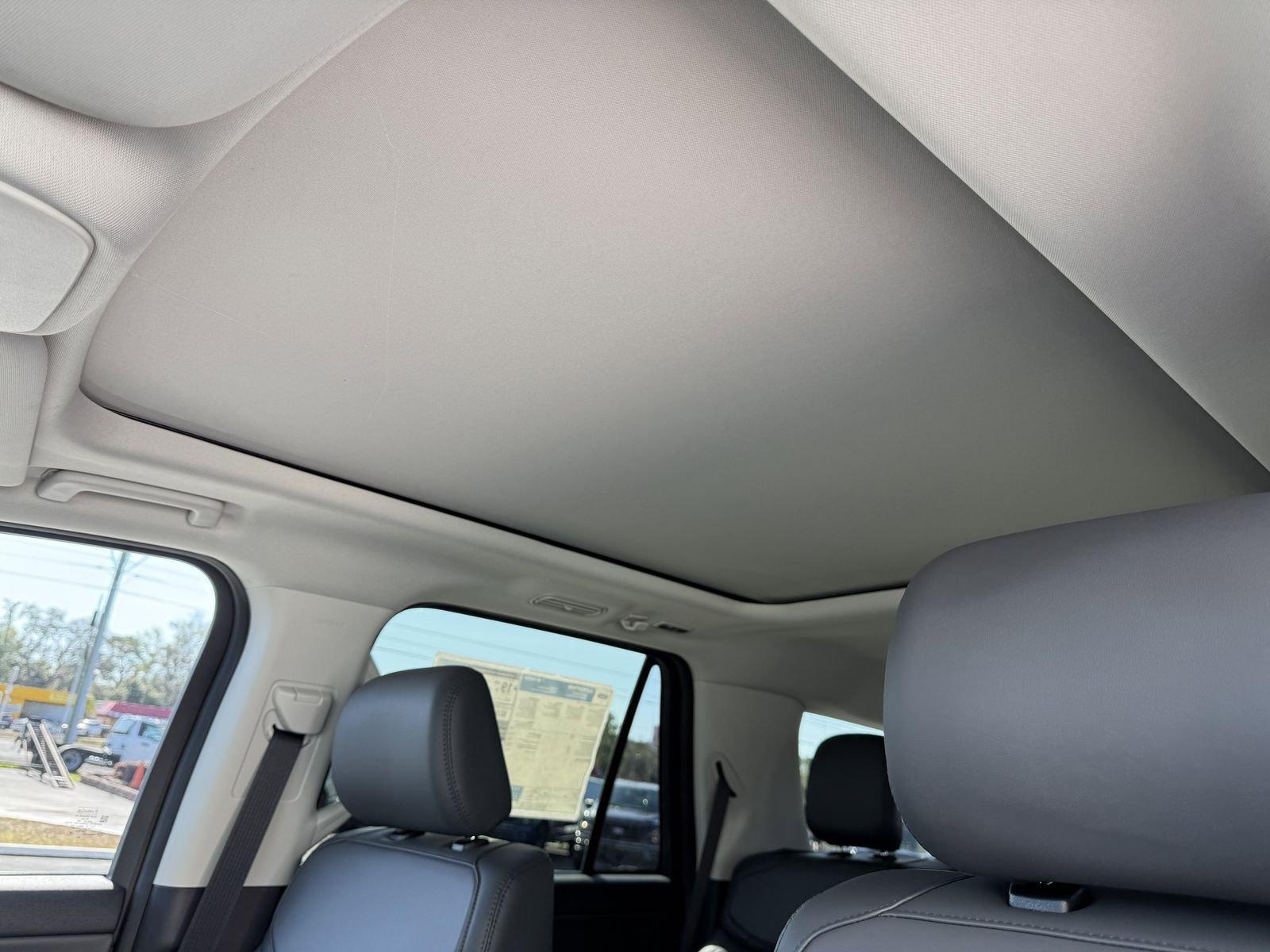 Ford Expedition Active 4X2 Regular - Thumbnail 15