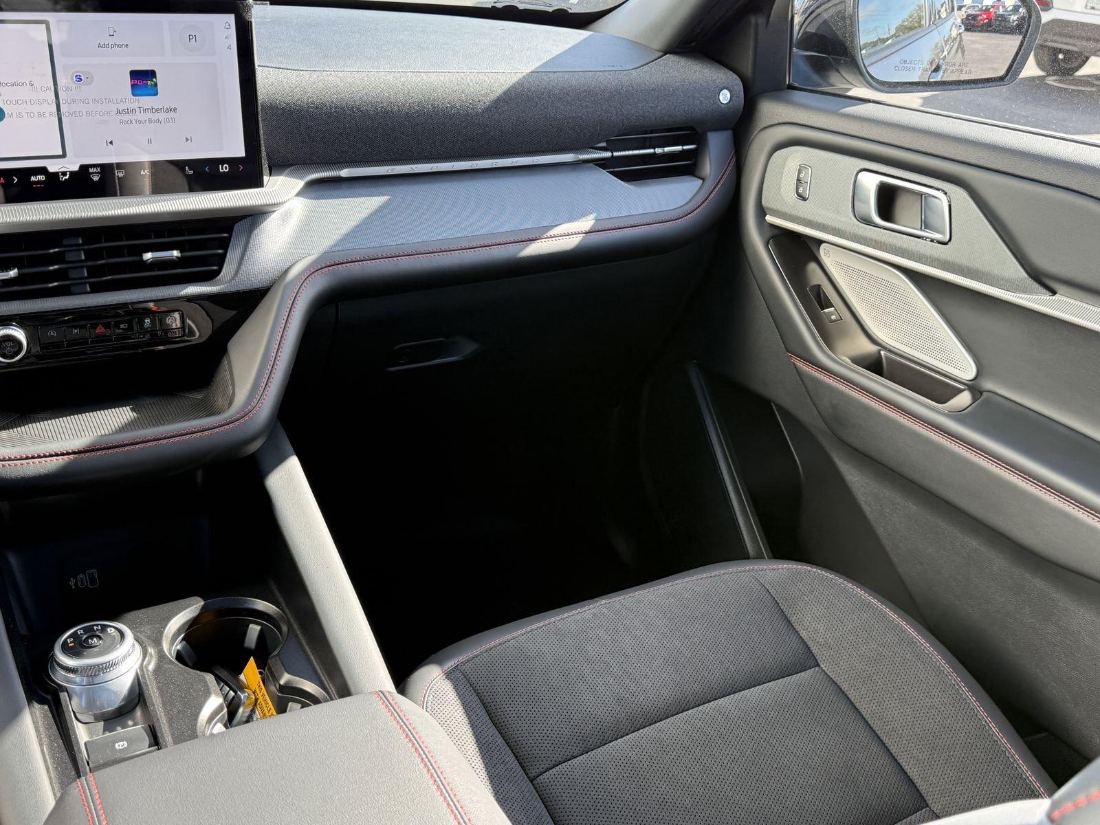 Ford Explorer St Rwd 4D Sport Utility - Thumbnail 12