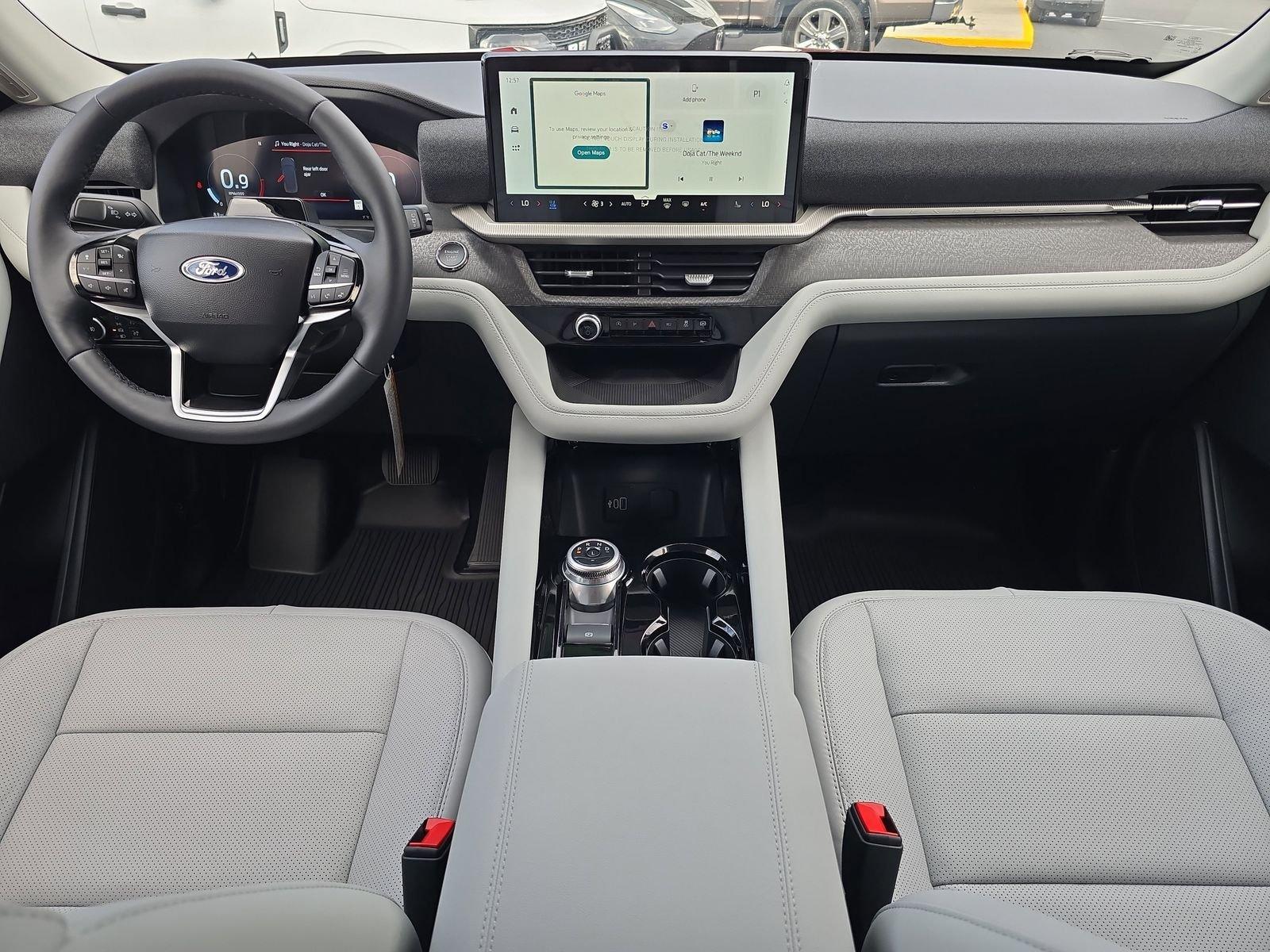 Ford Explorer Platinum 4Wd 4D Sport Utility - Thumbnail 9