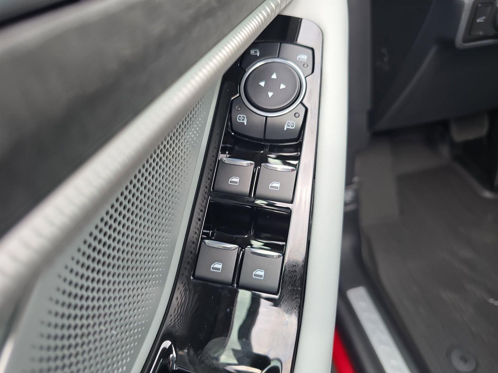 Ford Explorer Platinum 4Wd 4D Sport Utility - Thumbnail 15