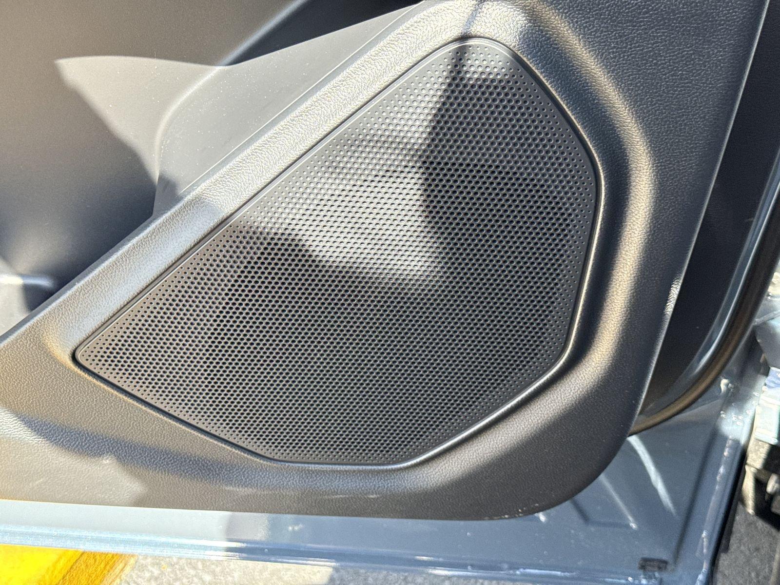 Ford Explorer St-Line Rwd 4D Sport Utility - Thumbnail 14