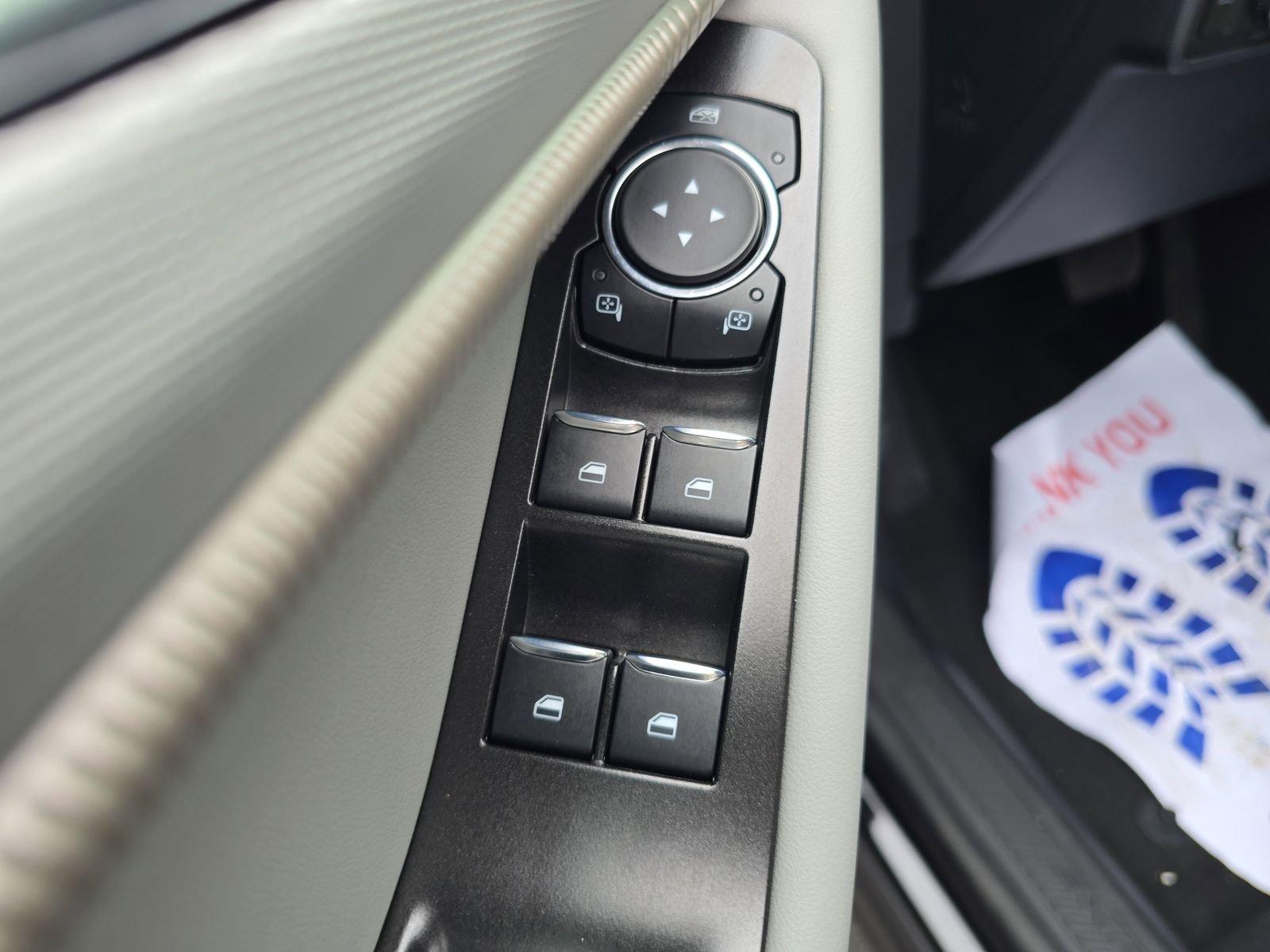 Ford Explorer Active Rwd 4D Sport Utility - Thumbnail 15