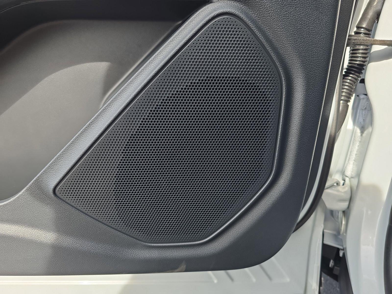 Ford Explorer Active Rwd 4D Sport Utility - Thumbnail 16