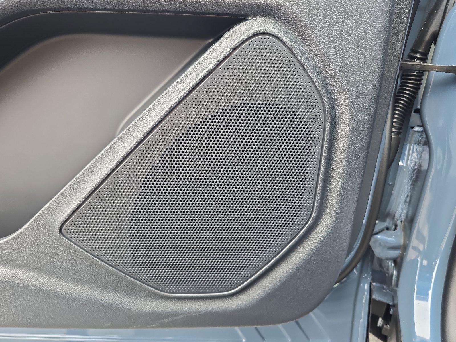 Ford Explorer Active Rwd 4D Sport Utility - Thumbnail 15