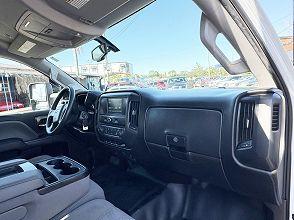 Chevrolet Silverado 2500 W/T - View 1