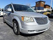 Chrysler Town & Country Touring - Thumbnail 4