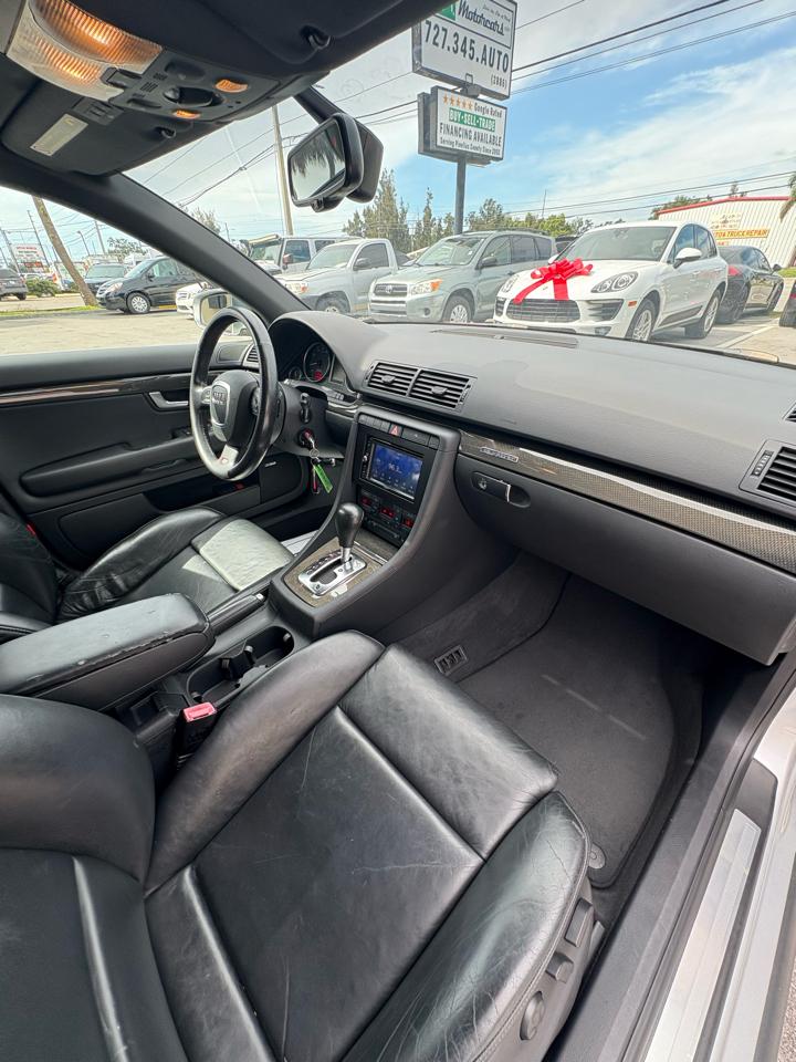 Audi S4Sport Sedan - Thumbnail 19