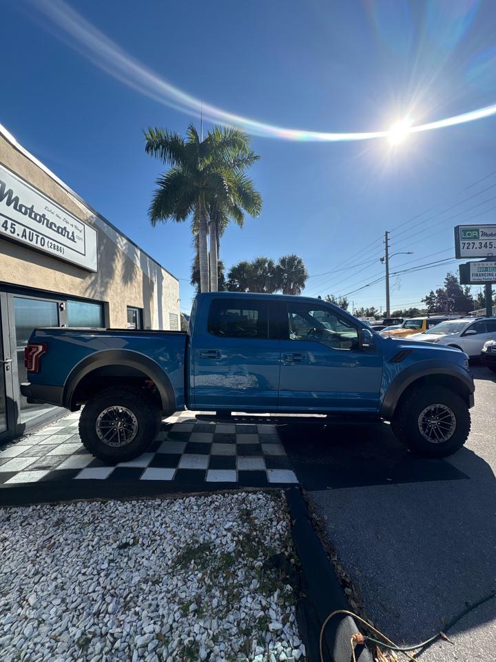 Ford F-150Raptor Supercrew 4Wd - Thumbnail 4