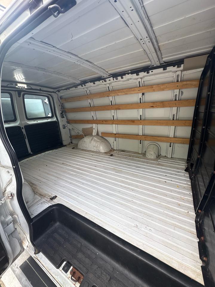 Gmc Savanag2500 Cargo - Thumbnail 15