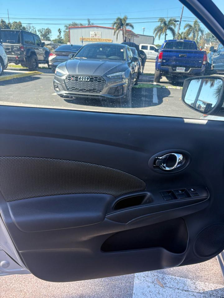 Nissan Versa1.6 S 5M - Thumbnail 9