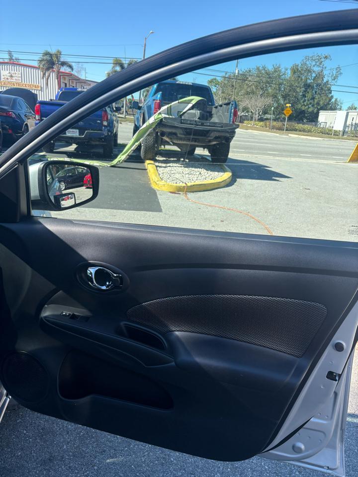 Nissan Versa1.6 S 5M - Thumbnail 15