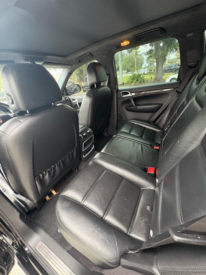 Porsche Cayenneturbo S - Thumbnail 16