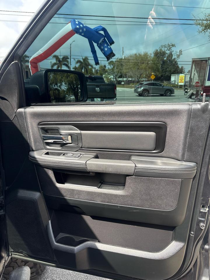 Ram 1500Rebel Crew Cab 4Wd - Thumbnail 14