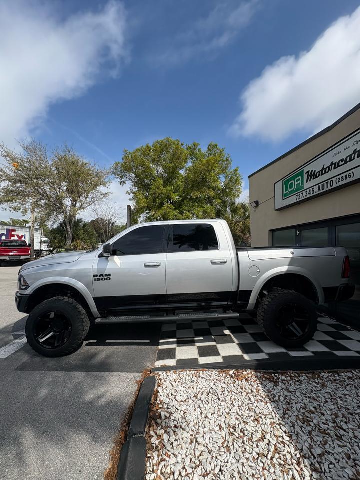 Ram 1500Rebel Crew Cab 4Wd - Thumbnail 5