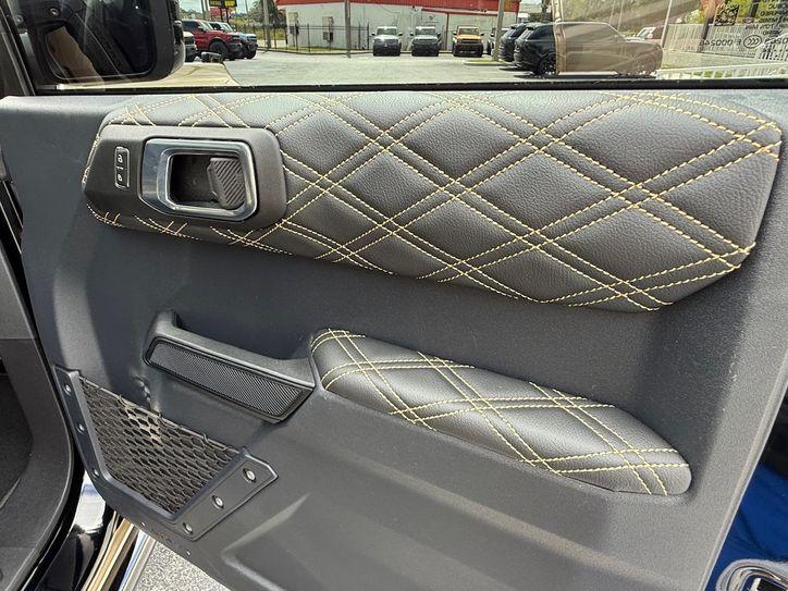 Ford Bronco Bayshore Bronco Leather Lifted Loaded 37 - Thumbnail 2