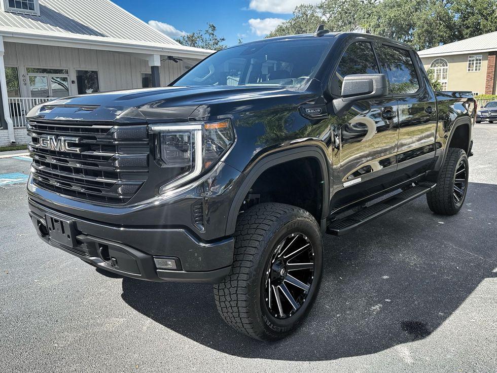 Gmc Sierra 1500 Elevation Crew Cab 4X4 Lifted Fuel Leather V8 | Plant City Florida | Bayshore Automotive - Thumbnail 3