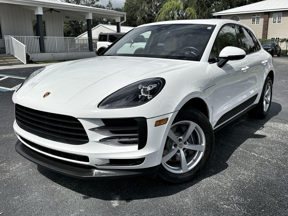 Porsche Macan Porsche Macan 6,000 One Owner Miles Carfax Cert | Plant City Florida | Bayshore Automotive - Thumbnail 3