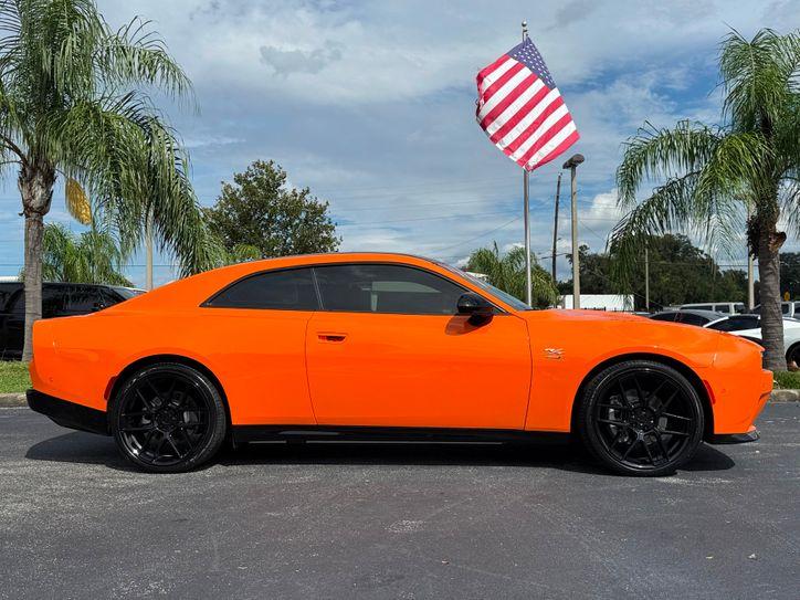 Dodge Charger Daytona R/T Stage 1 Peel Out Orange | Plant City Florida | Bayshore Automotive - Thumbnail 4