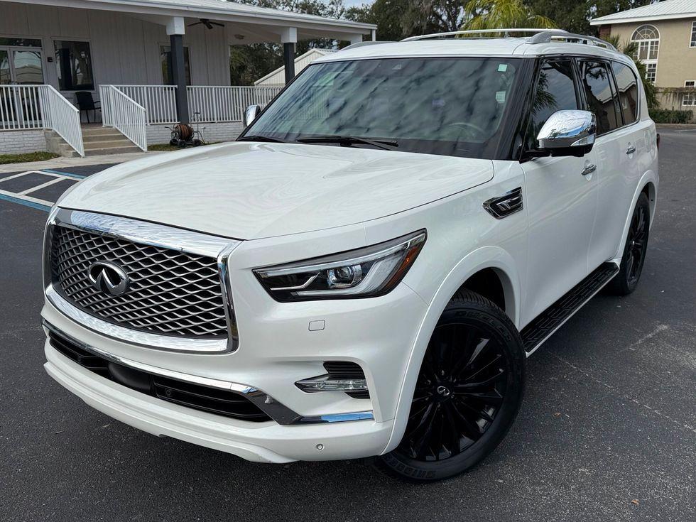 Infiniti Qx80 Sensory Dvd Moonroof Carfax Cert Bose 1 Owner | Plant City Florida | Bayshore Automotive - Thumbnail 3