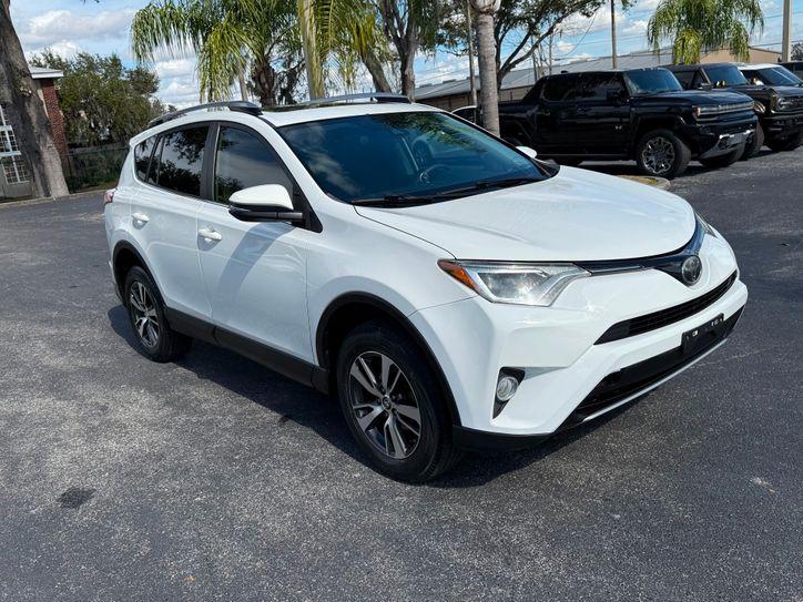 Toyota Rav4 Toyota Rav4 Xle Awd 1 Owner Carfax Cert Books | Plant City Florida | Bayshore Automotive - Thumbnail 4