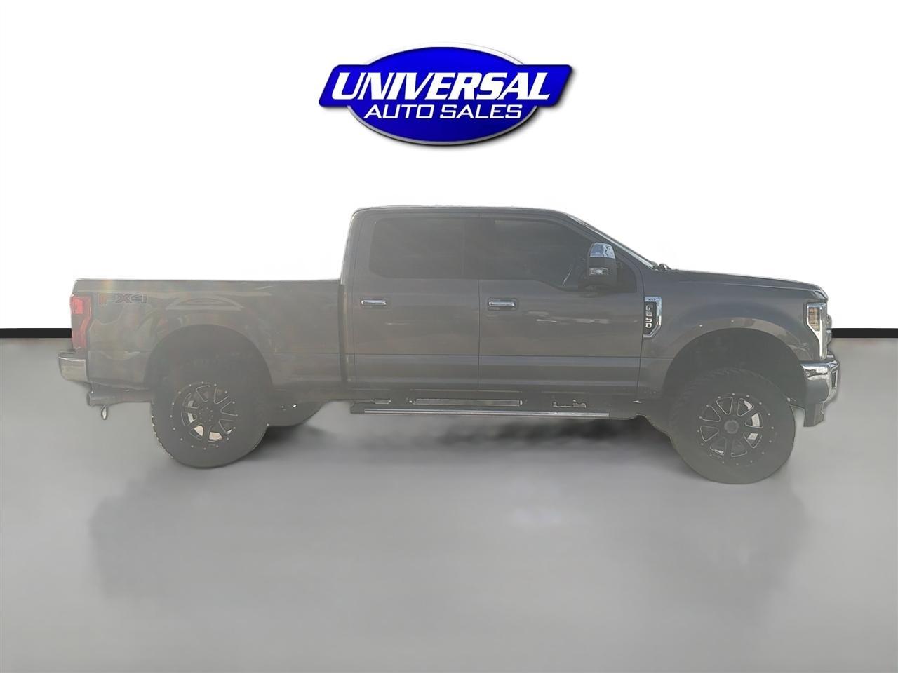 Ford Super Duty F-250 Srwxl 4Wd Crew Cab 6.75' Box - Thumbnail 8