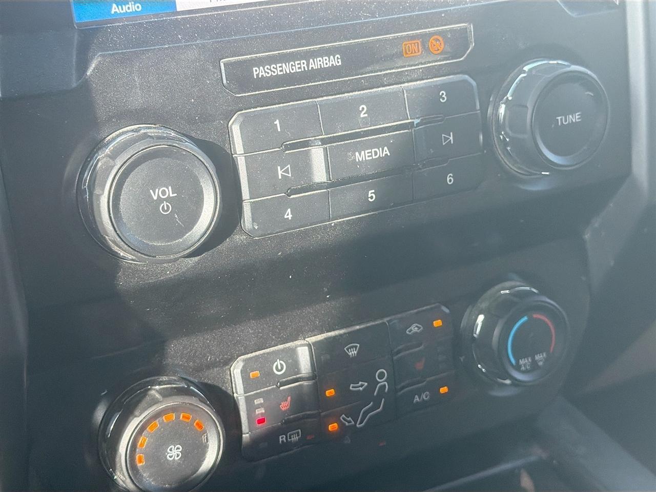 Ford Super Duty F-250 Srwxl 4Wd Crew Cab 6.75' Box - Thumbnail 19