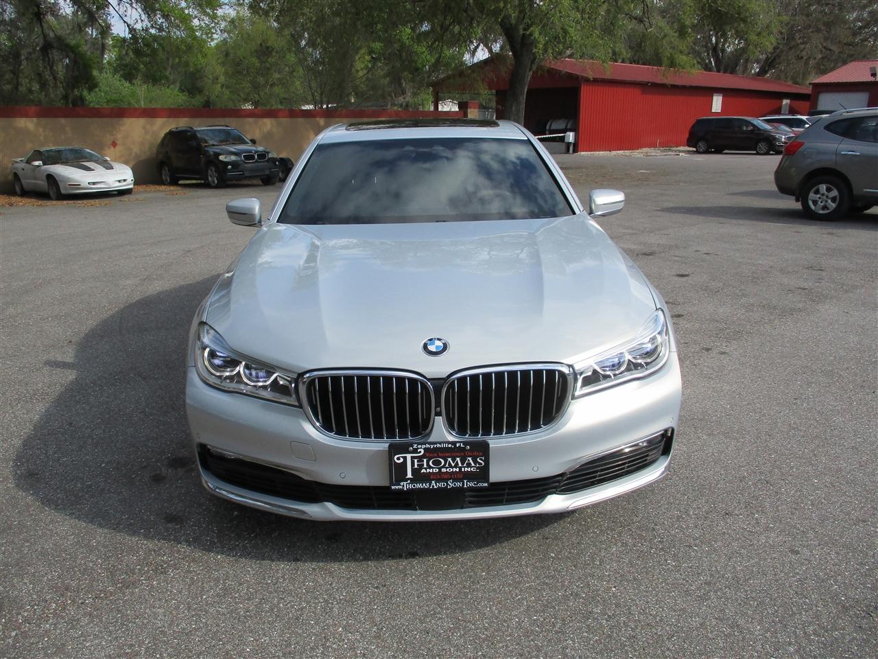 Bmw 7-Series750I - Thumbnail 8