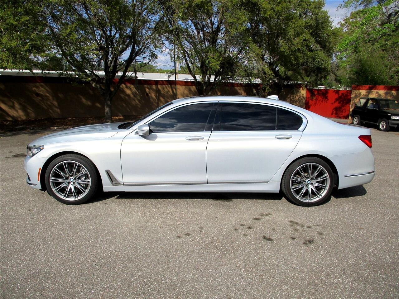 Bmw 7-Series750I - Thumbnail 2