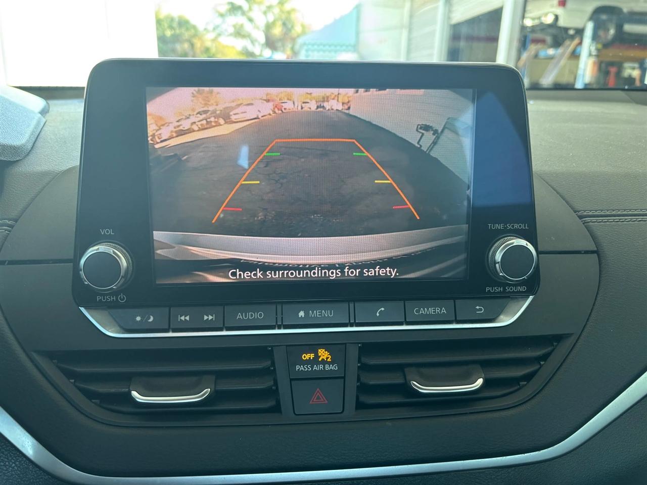 Nissan Altima 2.5 Sv - Thumbnail 18