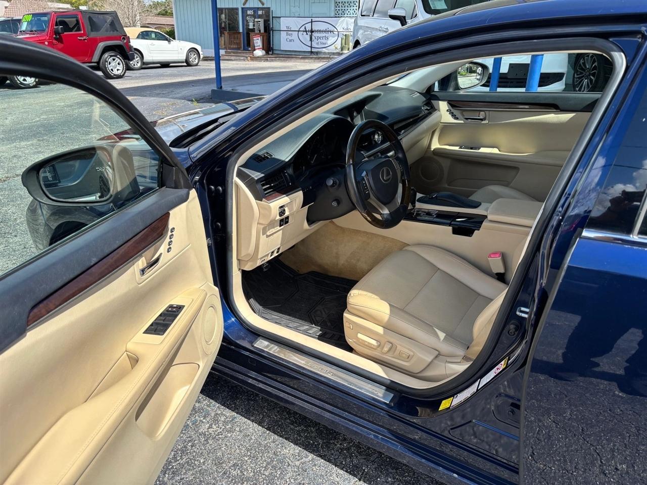 Lexus Es 350 Sedan - Thumbnail 11