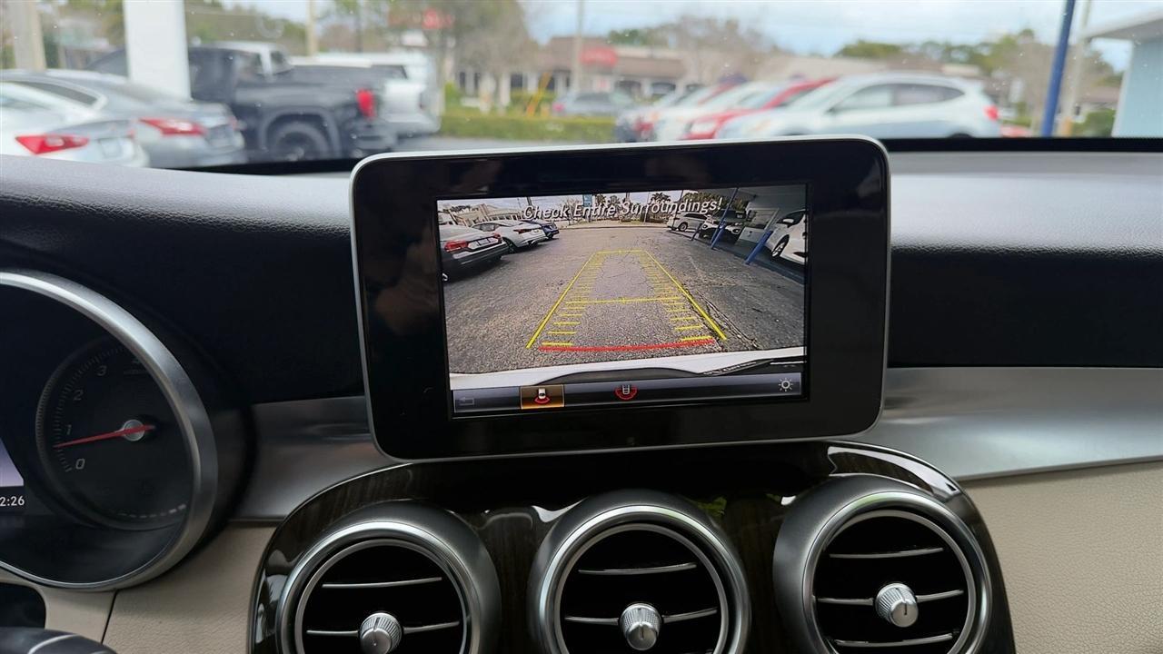 Mercedes-Benz Glc-Class Glc300 - Thumbnail 19