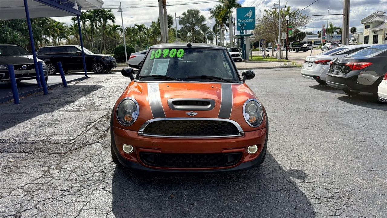Mini Cooper S Convertible - Thumbnail 9