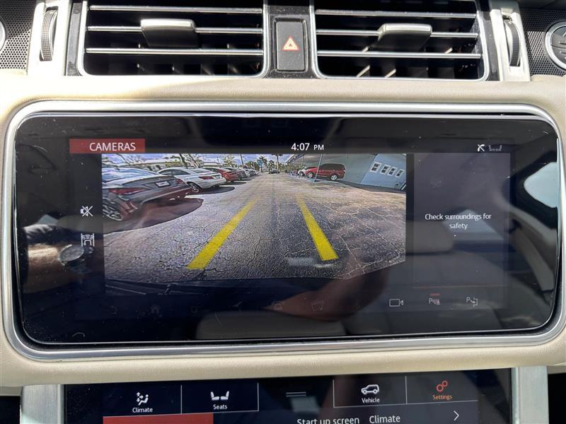 Land Rover Range Rover Hse 4D Suv - Thumbnail 19