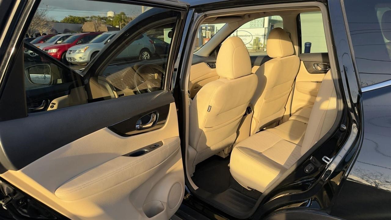 Nissan Rogue Sv 2Wd - Thumbnail 12