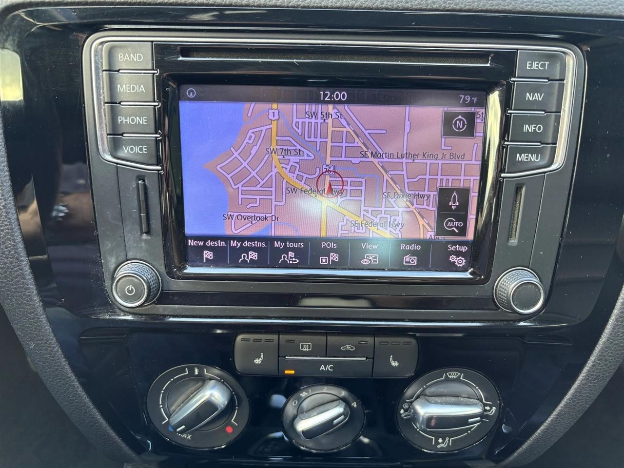 Volkswagen Jetta Sel 6A - Thumbnail 18