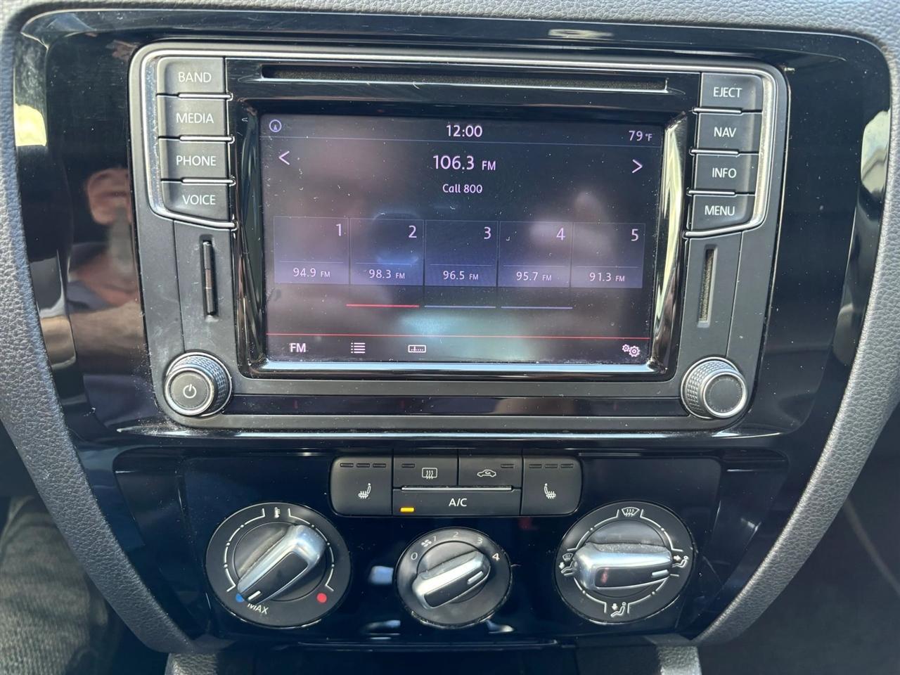 Volkswagen Jetta Sel 6A - Thumbnail 19