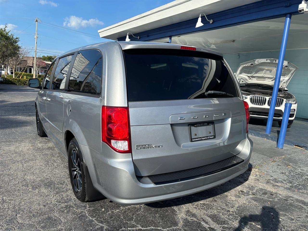 Dodge Grand Caravan Se - Thumbnail 3
