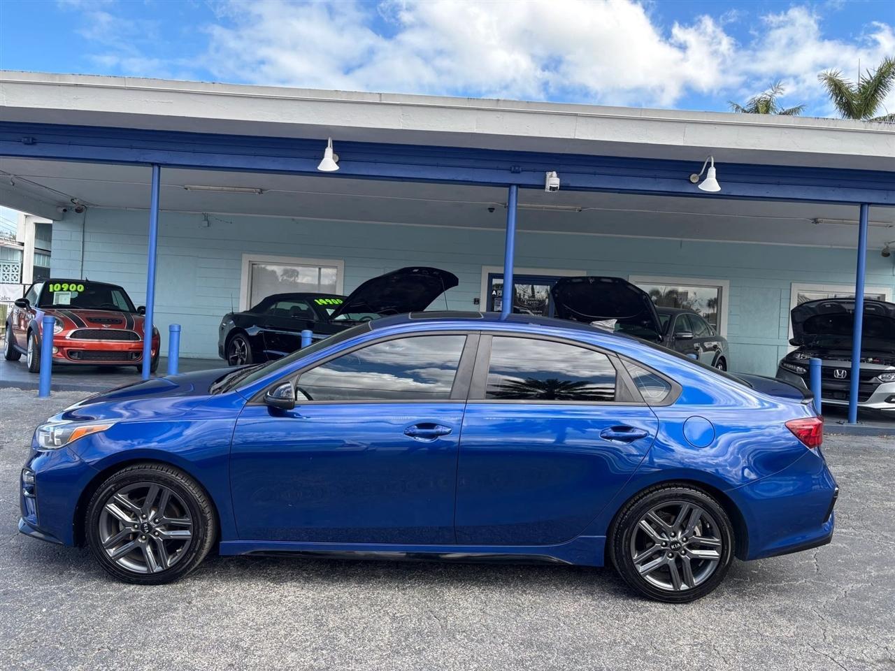 Kia Forte Gt-Line - Thumbnail 2