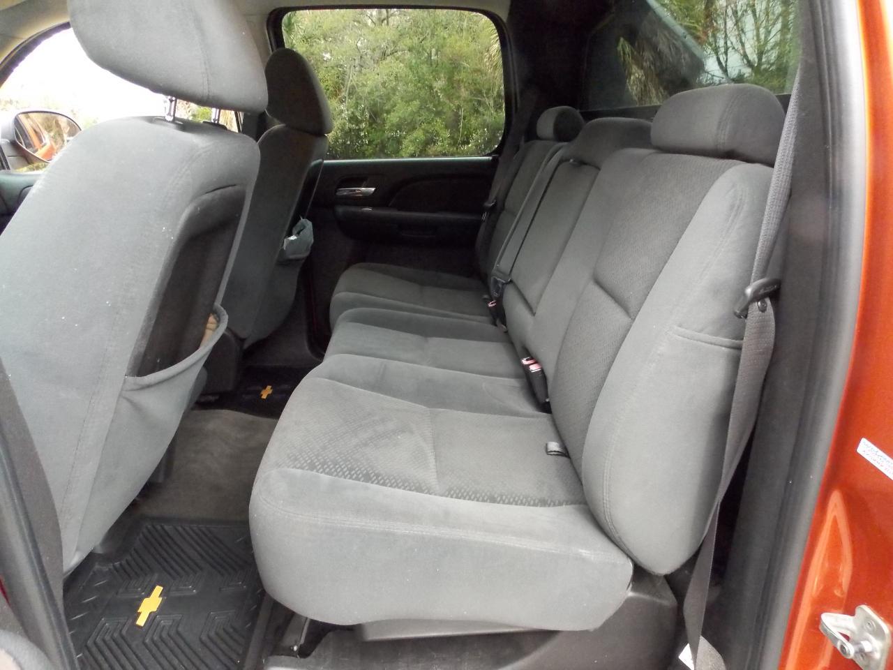 Chevrolet Avalanche2Wd Crew Cab - Thumbnail 7