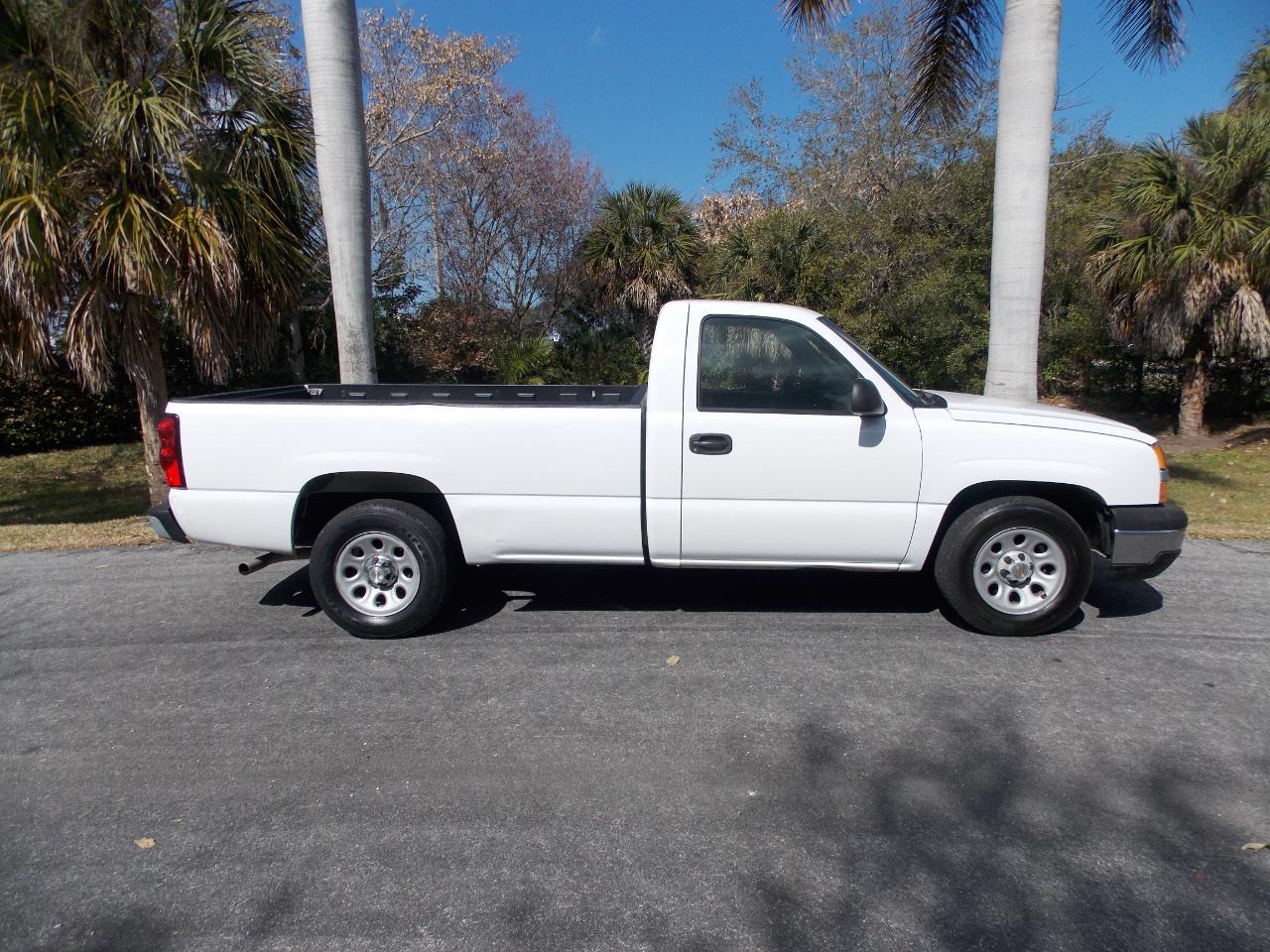 Chevrolet Silverado 1500Reg Cab 133.0" Wb Work Truck - Thumbnail 10