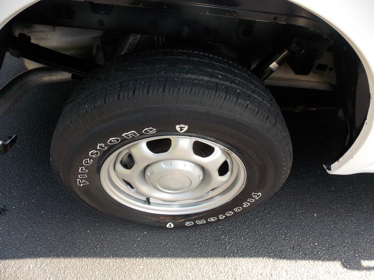 Ford F-150Xl 2Wd Reg Cab 8' Box - Thumbnail 17