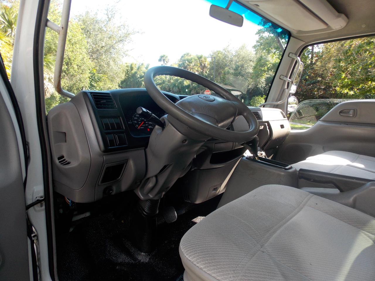 Ford Low Cab Forwardreg Cab 16,000Lb Gvwr - Thumbnail 6