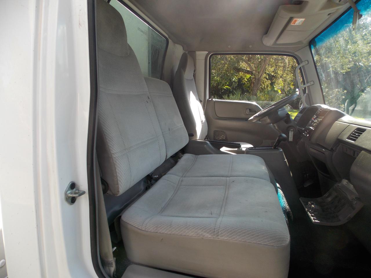 Ford Low Cab Forwardreg Cab 16,000Lb Gvwr - Thumbnail 10