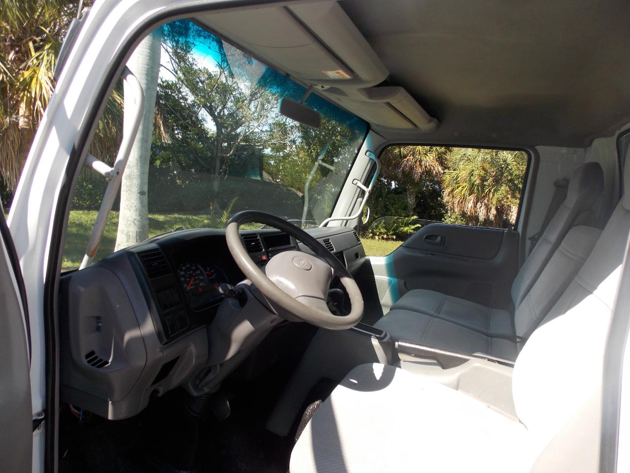 Ford Low Cab Forwardreg Cab 16,000Lb Gvwr - Thumbnail 18