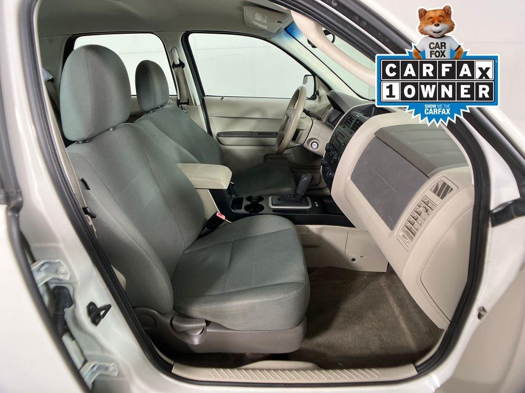 Ford Escape Xls - Thumbnail 7