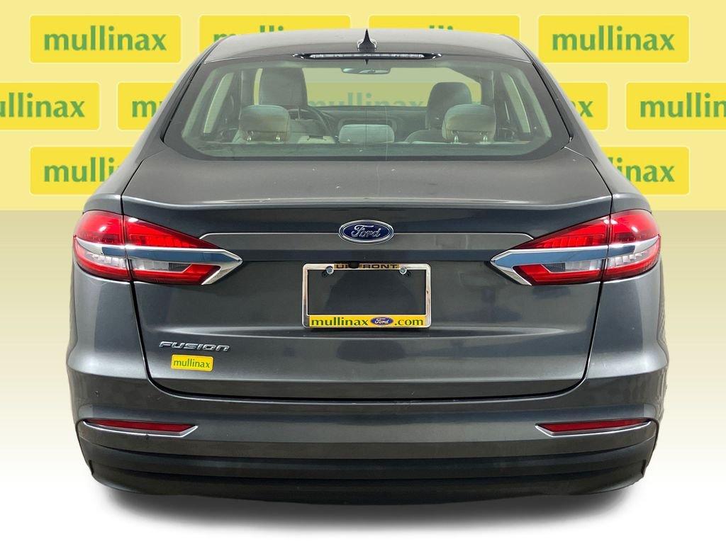 Ford Fusion S - Thumbnail 9