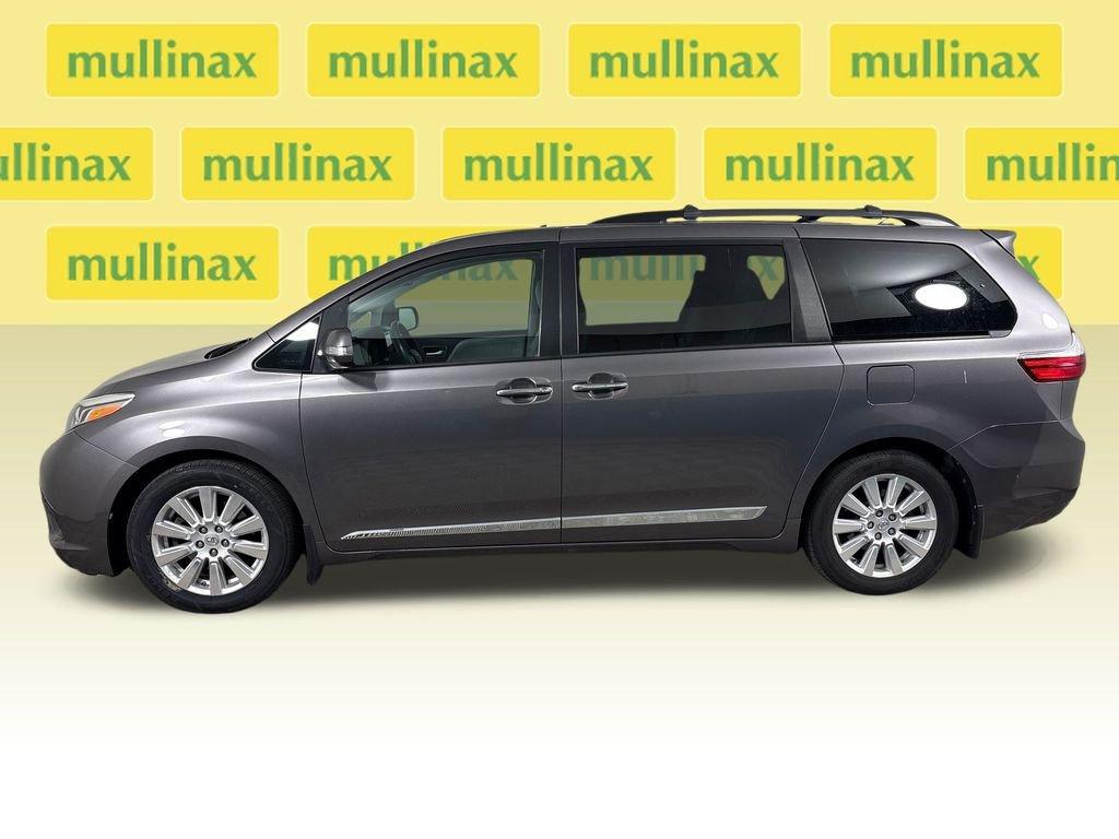 Toyota Sienna L - Thumbnail 14