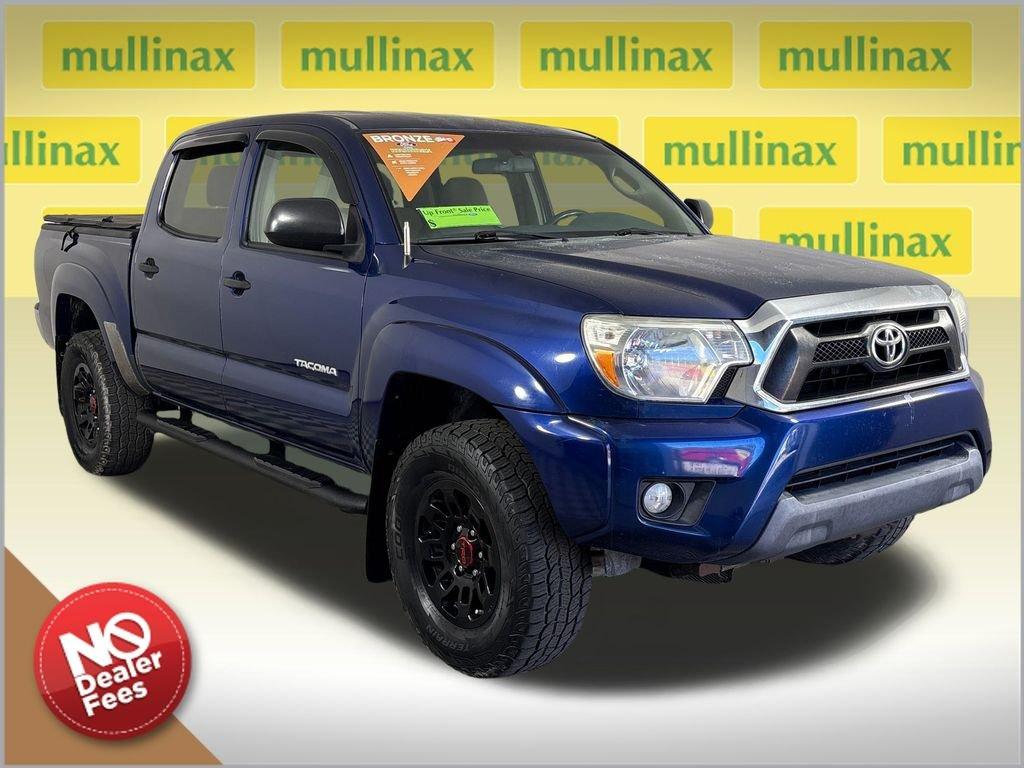 Toyota Tacoma Prerunner - Thumbnail 2