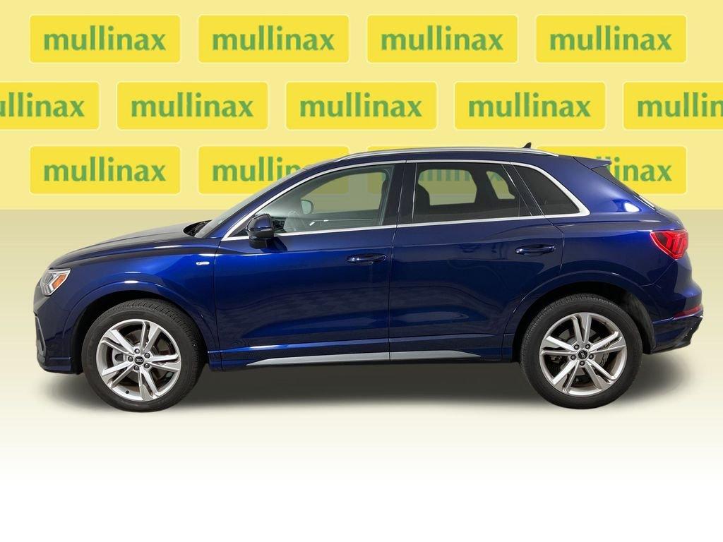 Audi Q3 Premium Plus - Thumbnail 12