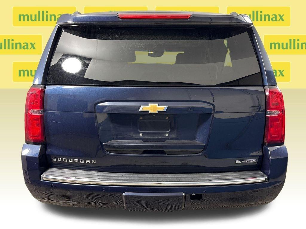 Chevrolet Suburban Premier - Thumbnail 10